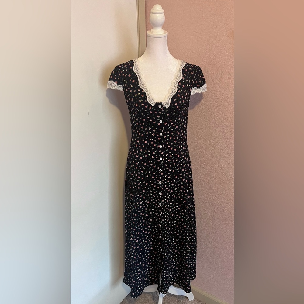 Floral Lace-Trim Cap Sleeve Button Down Vintage Style Dress - Picture 13 of 16